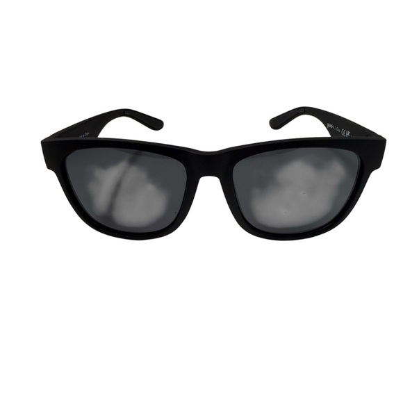 Goodr hooked on onyx black sunglasses - Picture 4 of 6